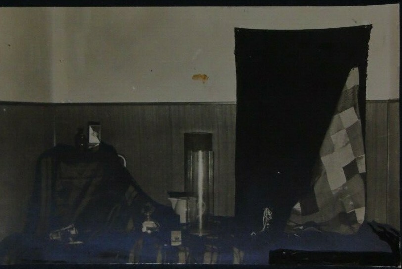 Picture 1 of 2