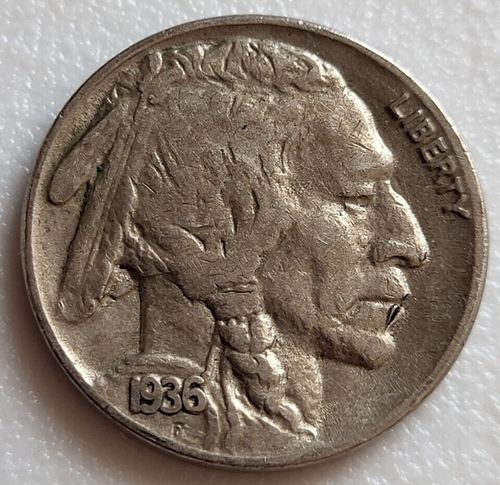 1936 P Indian Head ~ Buffalo Nickel 5c - Philadelphia Mint - Bild 1 von 3
