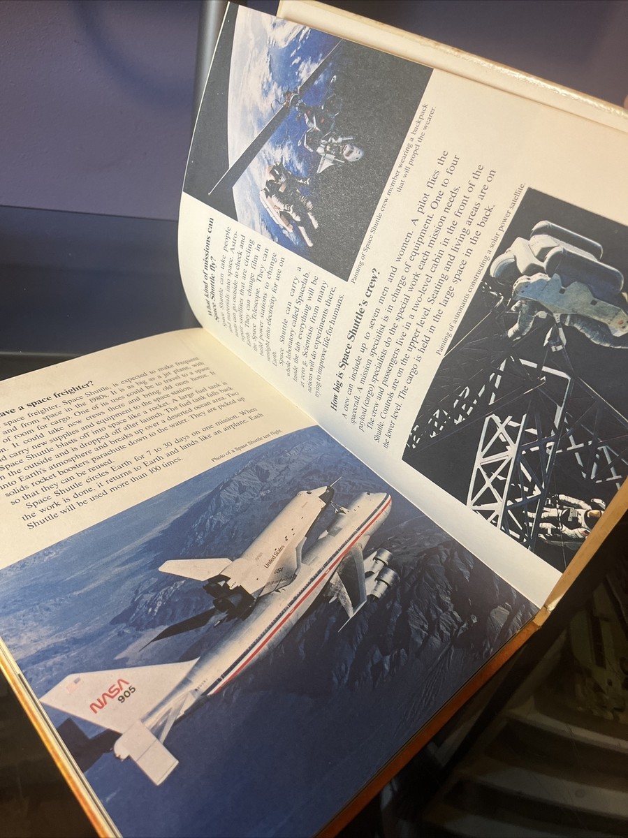 Vintage Star Wars Question and Answer Book About Space ~ 1979 1st