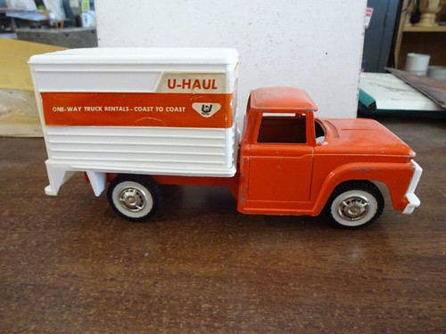 60'S U-HAUL TOOTSIE TOY TRUCK & (2) 1945-1970 25TH ANNIVERSARY PINBACKS NO BOX - Picture 3 of 9