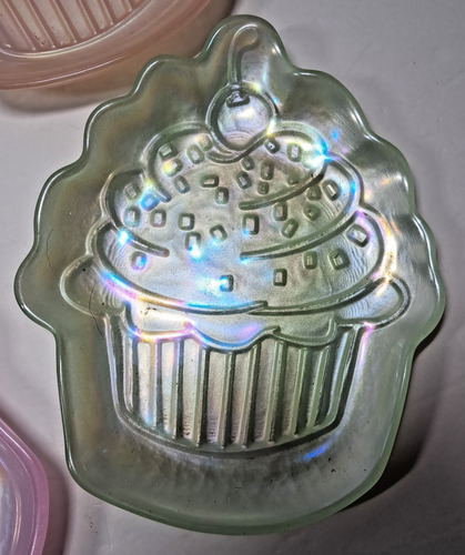 Set of 4 Akcam Glass Cupcake Plates Iridescent Turkish 7” x 5.5” - Picture 7 of 15
