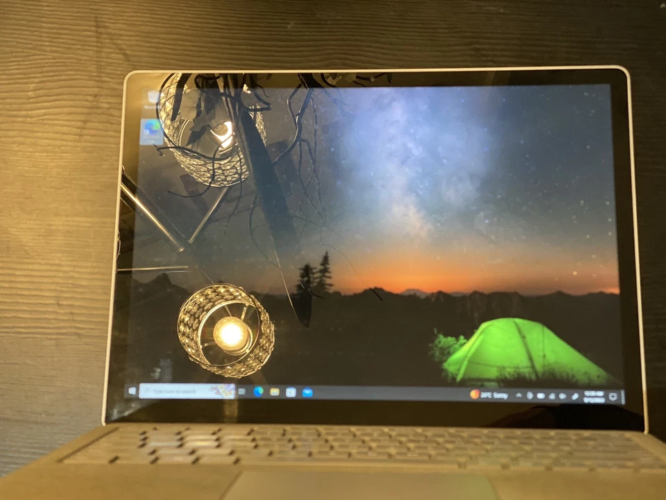 Microsoft Surface 1769| i5-7200U| 4GB RAM| 128GB SSD| Win10Pro| Touch| 13.5" - Image 3 of 4