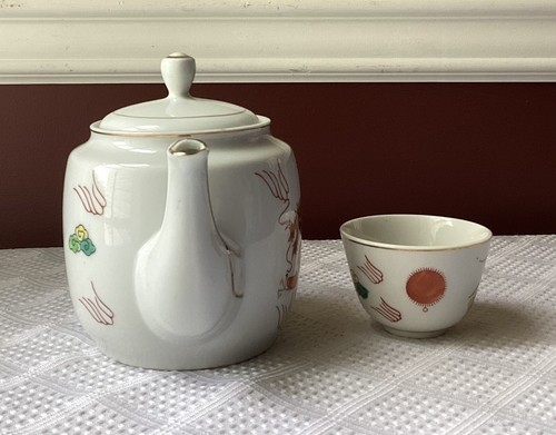 Vintage/ Antique 11-piece Chinese Porcelain Tea Set with Dragon Design - Picture 6 of 11