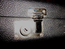 Estuche de guitarra de níquel con cerrojo / pestillo estilo Presto años 60 70 Fender SOLO CERROJO NUEVO EN STOCK