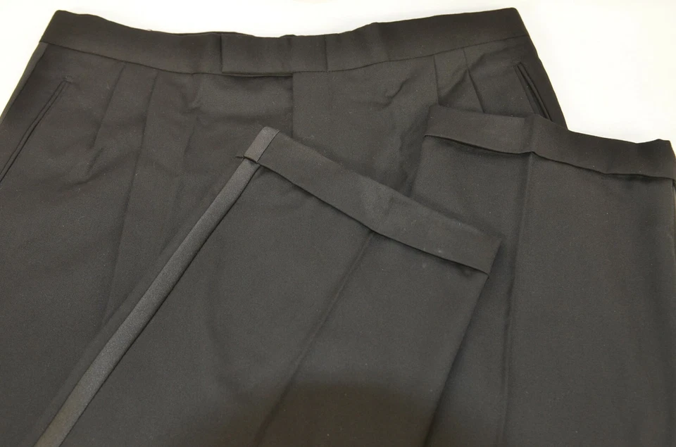 Joseph Abboud Men's Tuxedo Size 44 Black Formal Wedding Two Button Wool  - Image 3 of 4