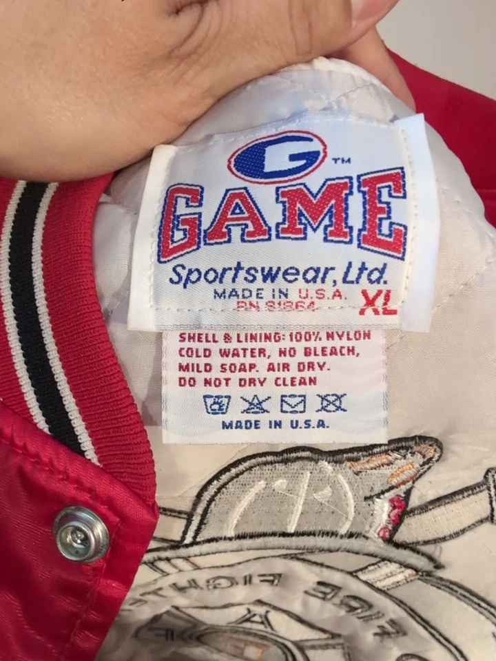 Chaqueta de bombardero de satén roja de colección para hombre XL Chicago Firefighters IAFF LOCAL 2 CFFU. Foto 4 de 4