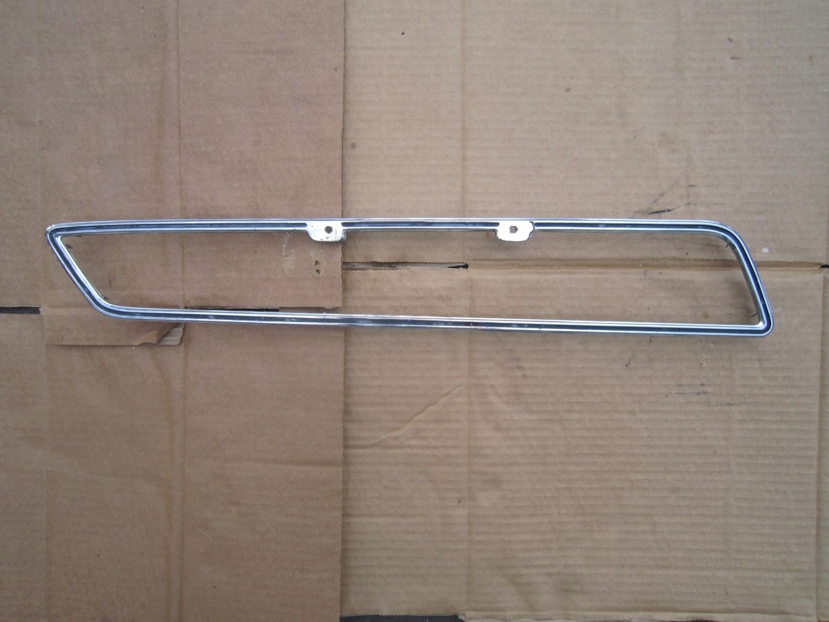 1971 72 73 Mercury Cougar XR7 interior door bezel trim door driver