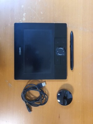 Wacom Bamboo Graphics Tablet Model MTE-450A Black MTE-450/K(B)