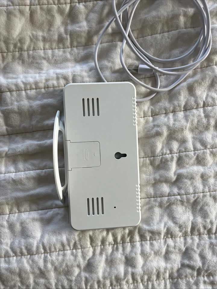 LED Electric Digital Alarm Clock Mains Mirror Temperature Display for Bedroom - Image 4 of 4