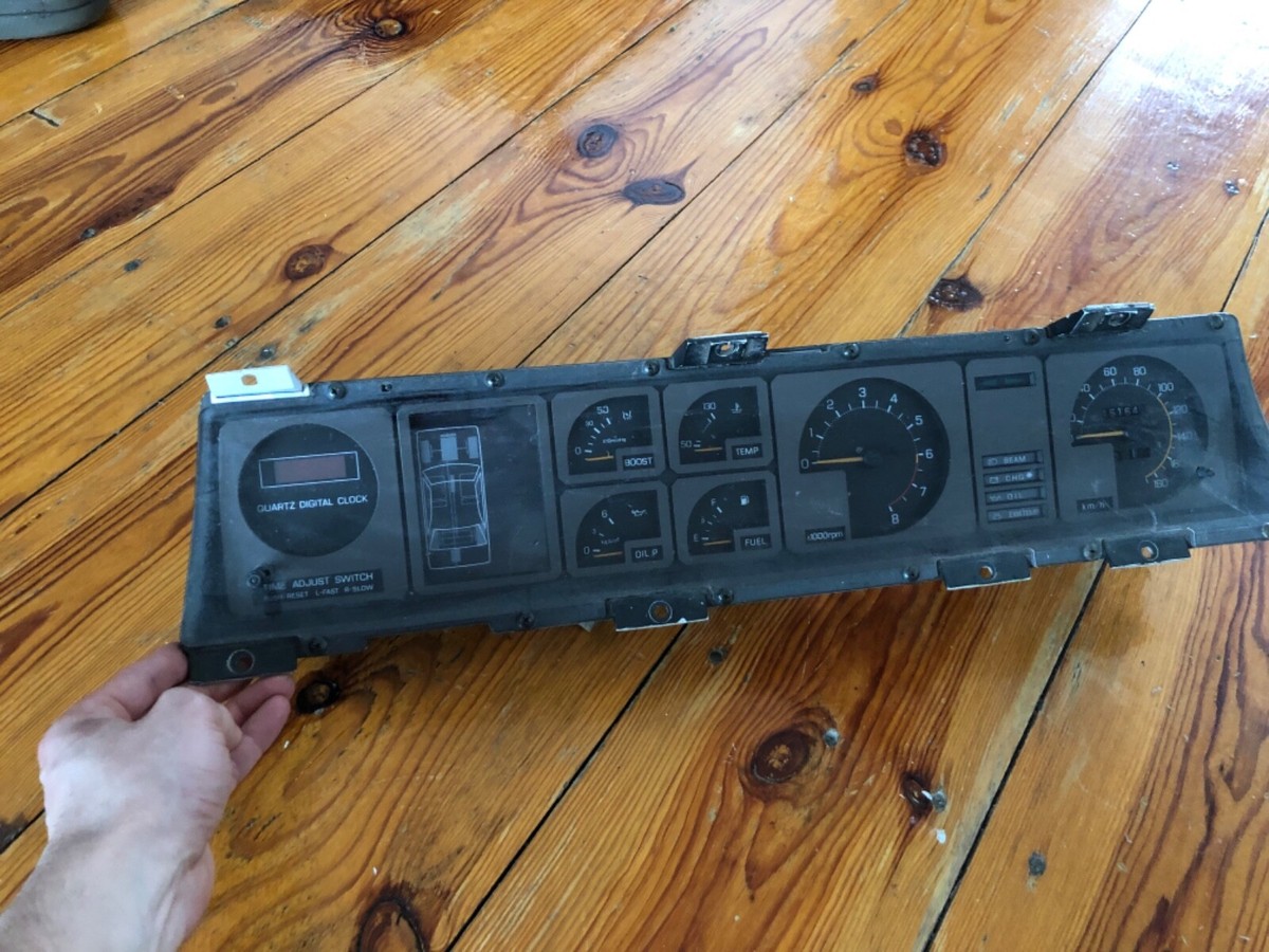 NISSAN SKYLINE C210 C211 Turbo INSTRUMENT CLUSTER datsun 180k 240k