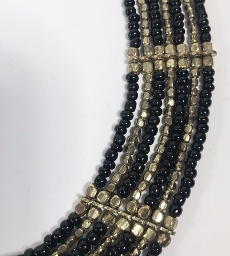 Multi Strang Perlen Halskette schwarz goldfarben Statement Latz Kostüm 18-20" - Bild 7 von 9