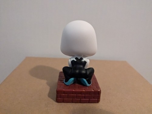 Funko Mystery Minis Spider Gwen Ghost Figure - Marvel Spiderman 2024 Series 1/36 - Picture 5 of 8