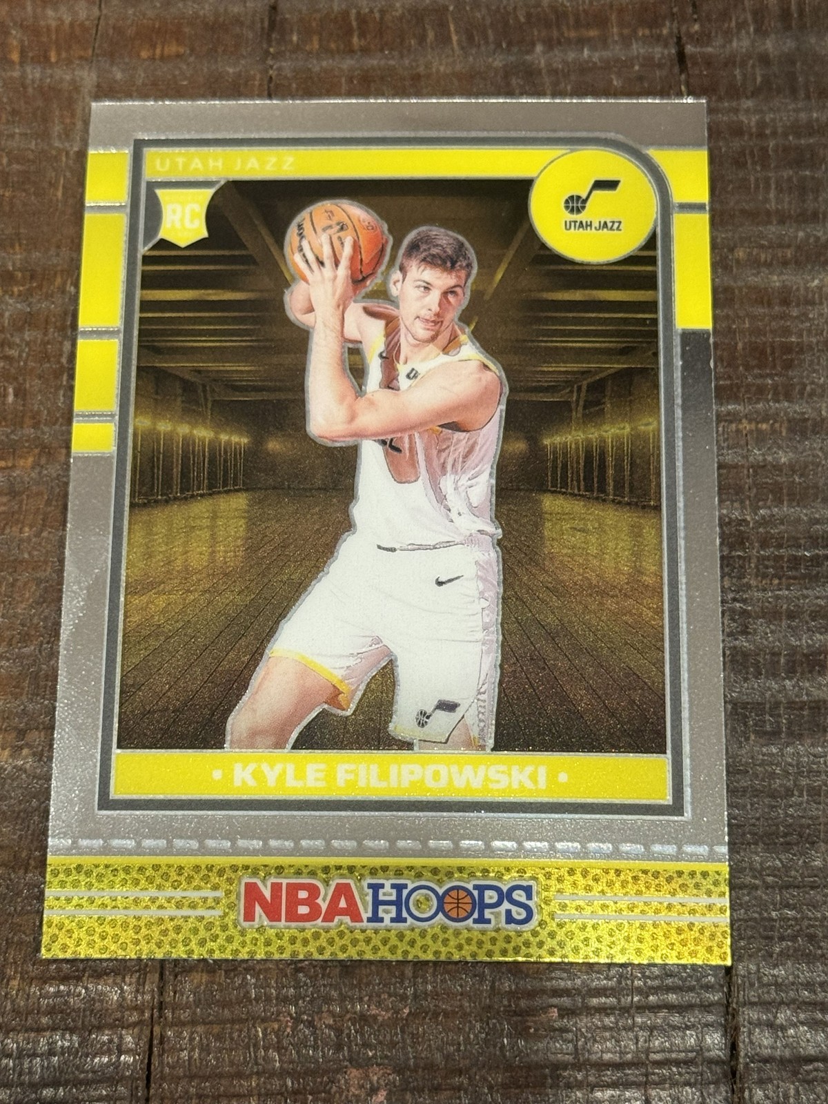 2024-25 Hoops #262 Kyle Filipowski Premium Prizms Silver