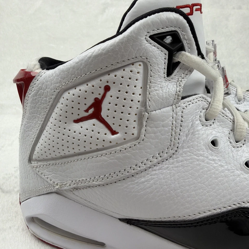 Jordan B'Loyal Hombres Zapatos Tenis Blanco Rojo Universitario Negro 315317-160 Talla 11 Foto 3 de 4