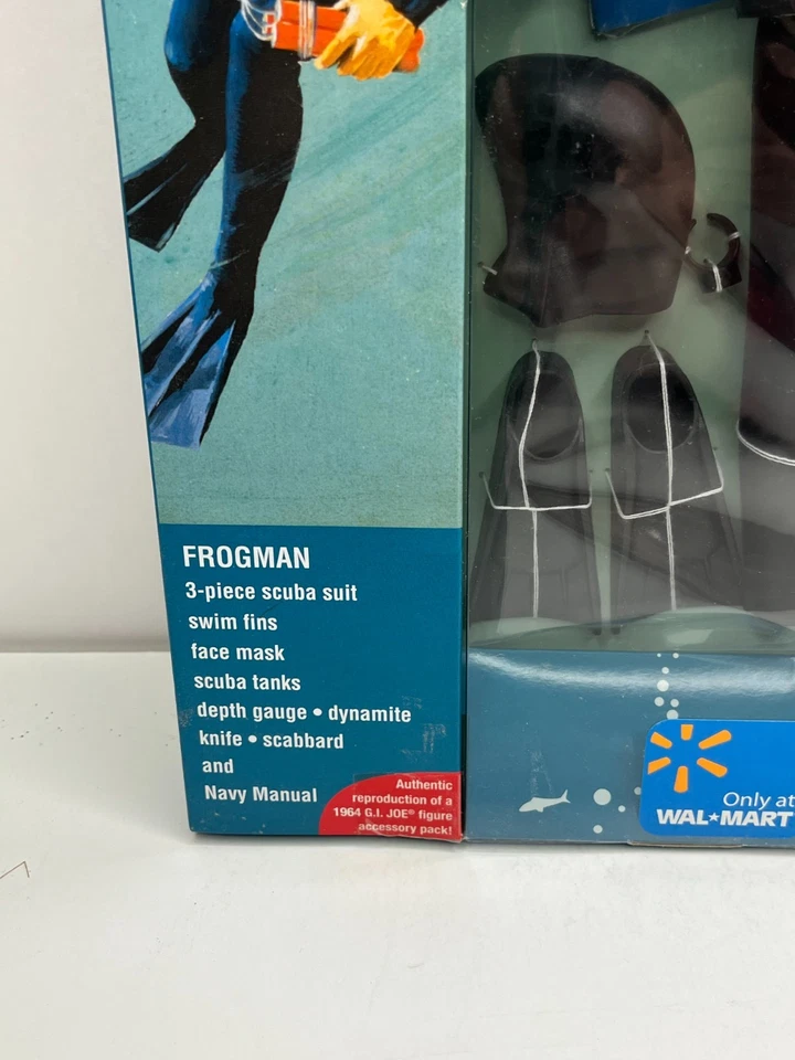 HASBRO G.I. JOE 2008 12" ACCIÓN MARINERO FROGMAN TRAJE HÚMEDO BUZO KIT ACCESORIOS Foto 3 de 4