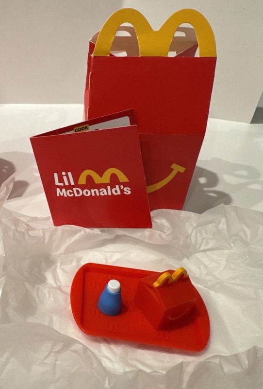 2025 McDONALDS Miniature Kids HAPPY MEAL TOYS Lil 15 MILK JUG TRAY