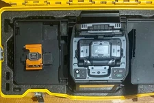 Fujikura 90S Single Fibre Core Alignment Fusion Splicer Kit Work within Oceania.