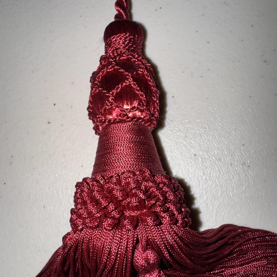 复古勃艮第/红色流苏装饰双端 30 英寸线 — 第 3/4 张图片