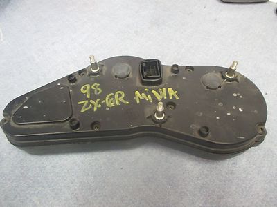 1998-1999 Kawasaki ZX6r, Gauges, speedometer, tachometer