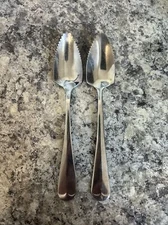 Set of 2 Grapefruit Fruit Spoons Norpro Stainless Serrated Tip Flatwear