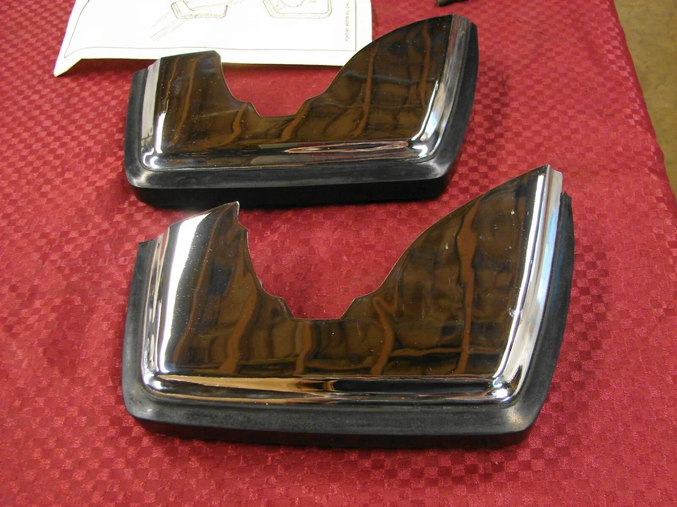 72 PONTIAC BONNEVILLE CATALINA GRANDVILLE NOS FT PROTECTORES DE PARACHOQUES CROMADOS pt 988997 Foto 4 de 4