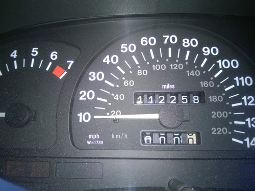 1993 VAUXHALL ASTRA GLS I RED - Picture 8 of 9