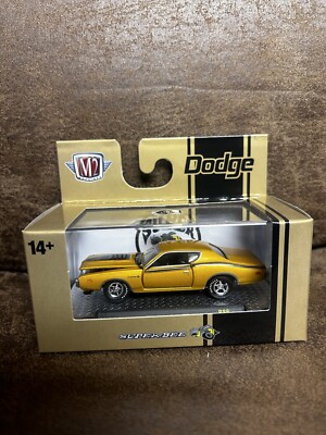 m2 Machines 1971 Dodge Charger Super Bee R86 24-27