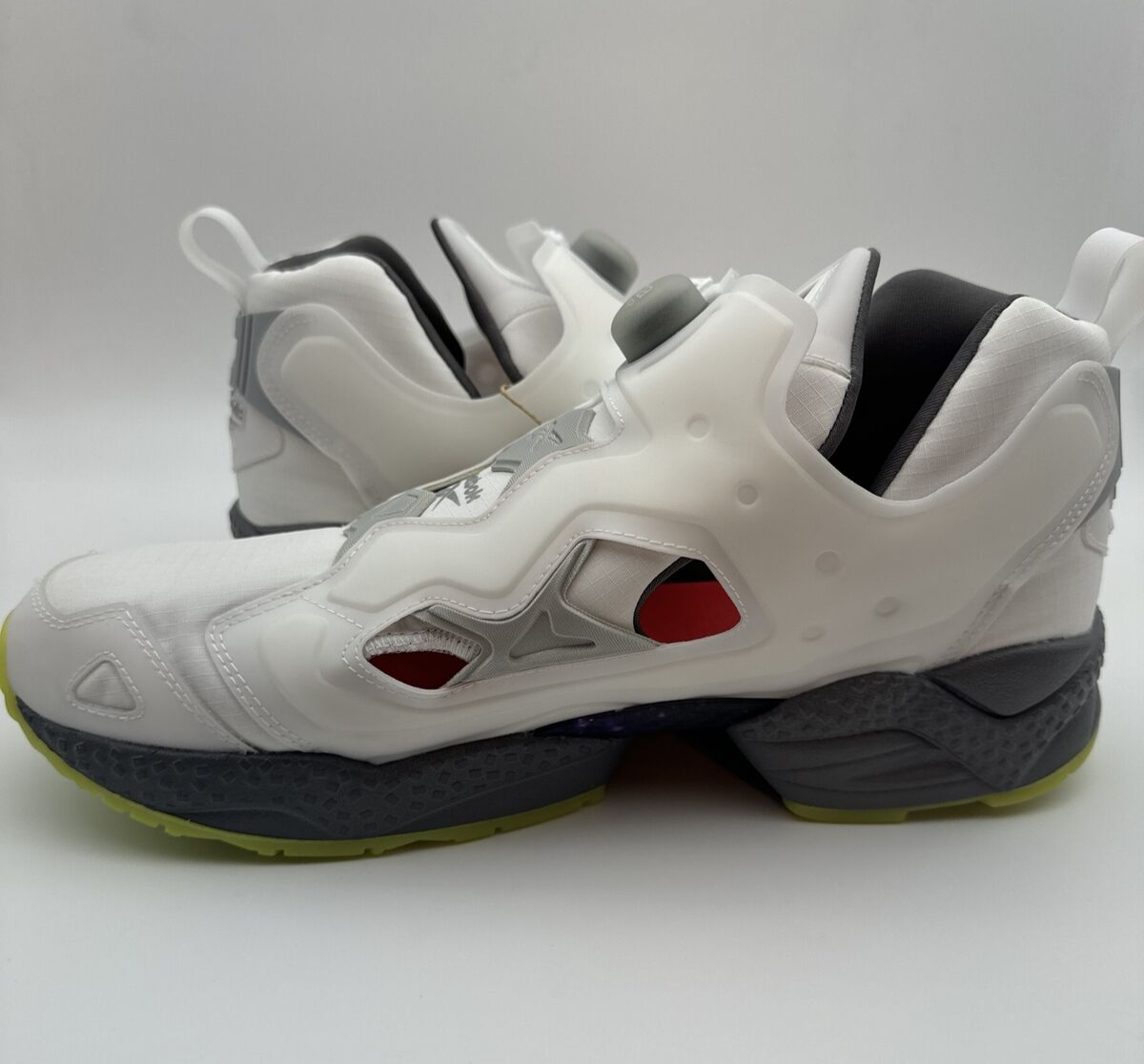 Reebok Men's 11.5 INSTAPUMP FURY 95 RUNNING SHOES GZ1615
