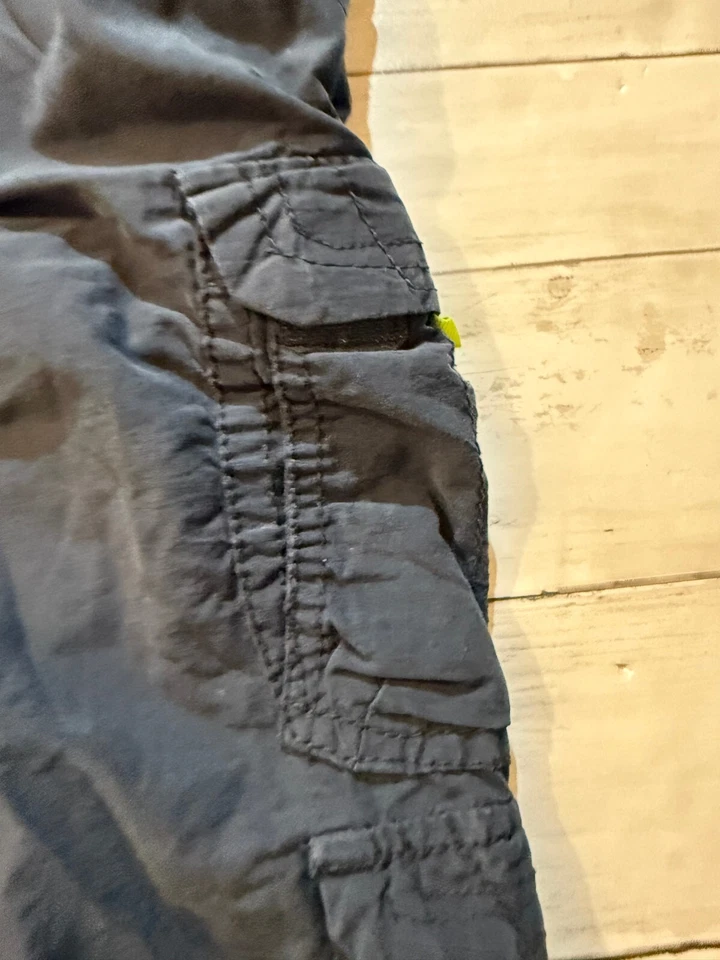 Unionbay Boys Navy Blue Straight Leg Flat Front Pull On Comfy Cargo Short Sz. 10 - Image 2 of 4