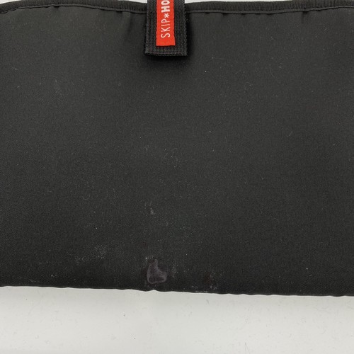 Skip Hop Diaper Bag Black Chelsea Downtown Satchel Gold Hardware Baby Pockets - Picture 12 of 12