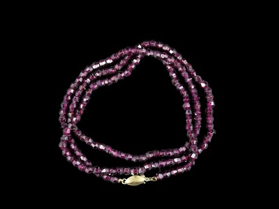 Faceted garnet 26” Necklace, Stunning, 14k Gold Clasp. Vintage