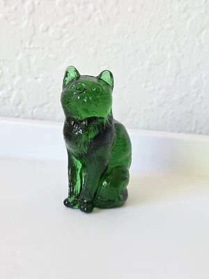 Mosser 101 Glass Sitting Cat Hunter Green