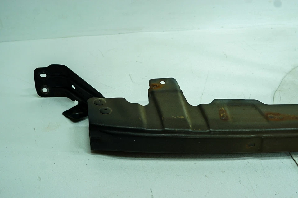 Оригинальная верхняя фиксаторная балка переднего бампера 16–19 Nissan Titan XD 5116 - Изображение 2 из 4