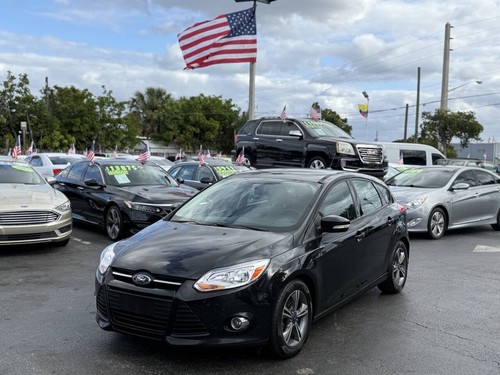 2014 Ford Focus SE 4dr Hatchback