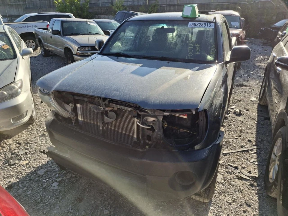 Toyota Tacoma 2009 motor de arranque 4x4 motor de 2,7 L 2 TRFE usado 167 k millas Foto 2 de 4