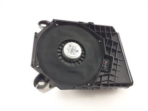 BMW 3 E90 E91 2010 Rechts Subwoofer 9192462 RZV51015