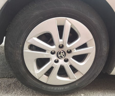 TOYOTA PRIUS MK4 2015-2022 15