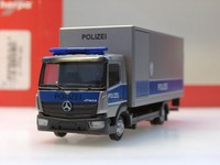 "Herpa Mercedes Atego Koffer \"Polizei Hamburg EntschäRfer\" - 093538 - 1/87"