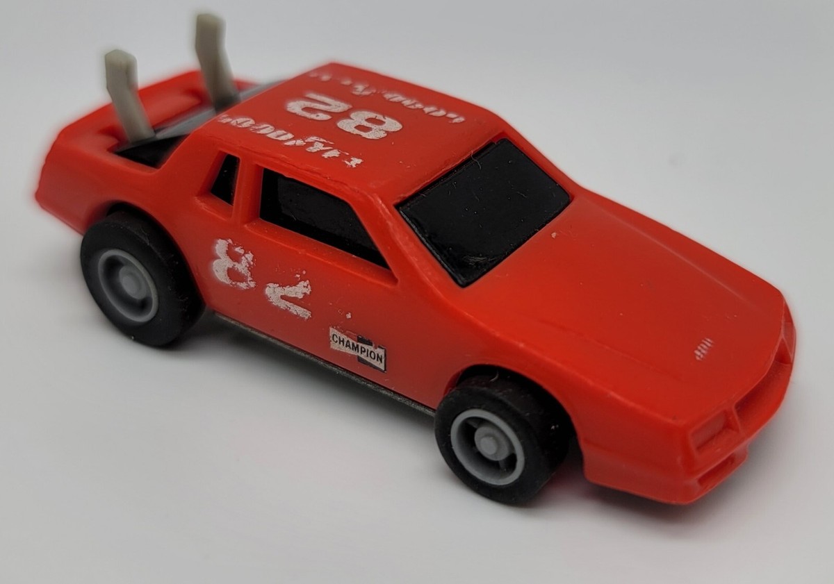 【1982年製♪廃番★】ミニカー Hot Wheels★GOODYEARコラボ★ Vintage 1988 Mattel Hot Wheels Goodyear 82 Racing Car Red | eBay