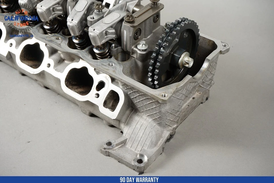 99-06 Mercedes W211 E500 CL500 Left Driver Side Cylinder Head 1130161601 OEM - Image 2 of 4