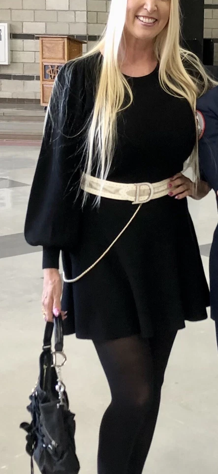 Cinturón Christian Dior Blanco y Dorado y Perlas Talla S,M,L ¡SOLO UNO EN LÍNEA! Espejo D Foto 2 de 4