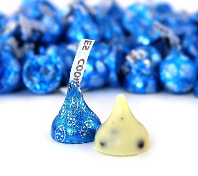 HERSHEY'S KISSES COOKIES 'N' CREME Chocolate Candy, Blue  Wrapper  (4 Pound Bag)