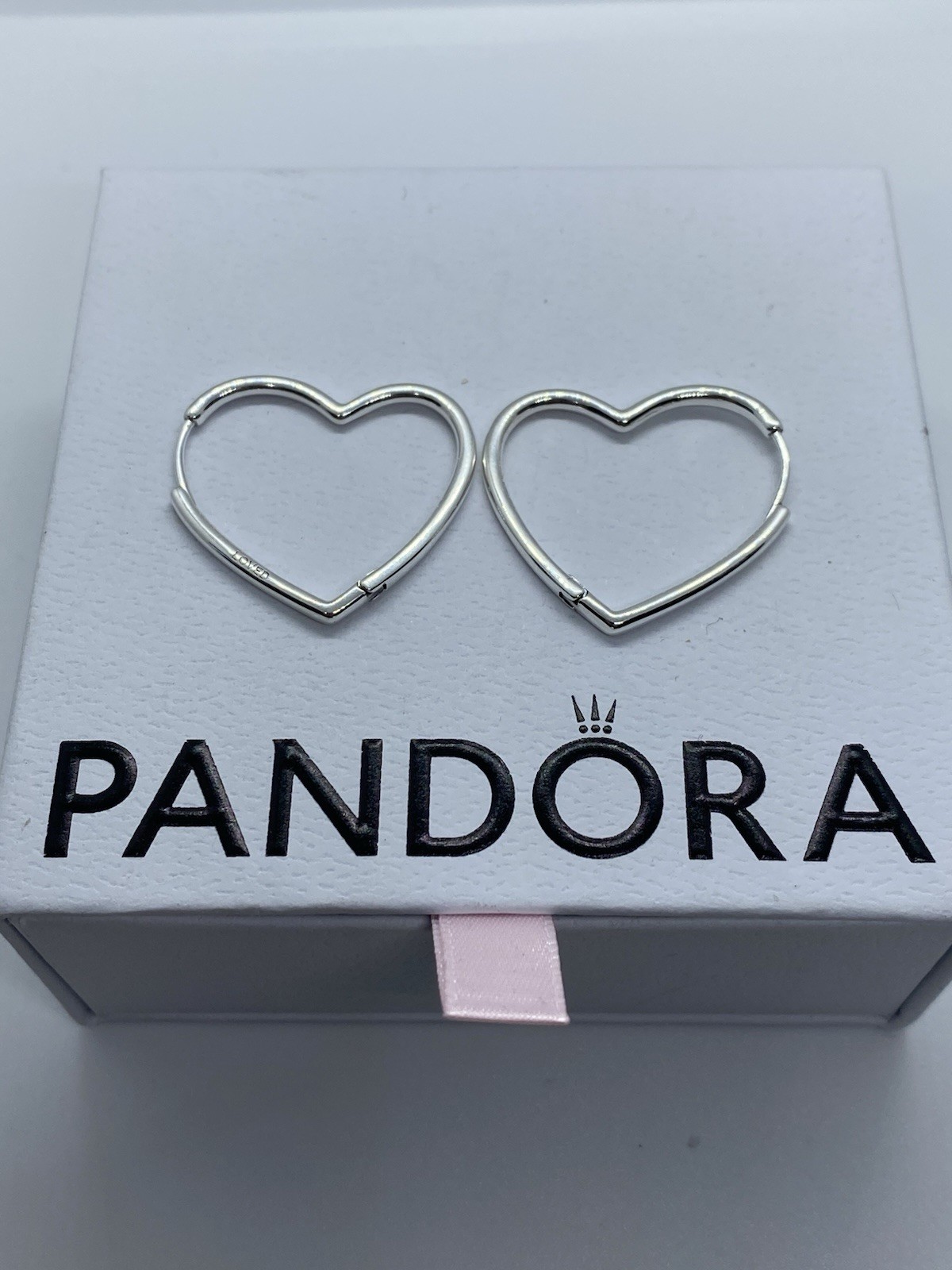 Pandora heart stud earrings in sterling silver S925