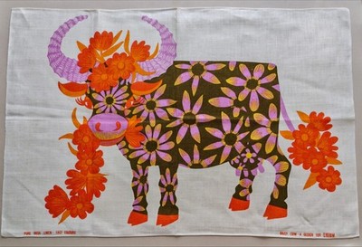 Vintage unused Oxfam Irish linen tea towel Belinda Lyon Daisy The Cow