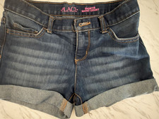 The Children's Place Girls Blue Denim Cuffed Shorts Size 8 Cotton