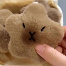 Squeezing Capybara Star Plush Doll Cute Kawaii Pink Bow Tie Cartoon Keychain Pen