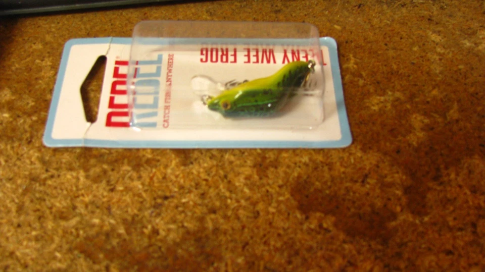 Rebel "wee frog", 1 1/2", 1/8 oz, 3 ct, 3 colores, envío gratuito Foto 2 de 4