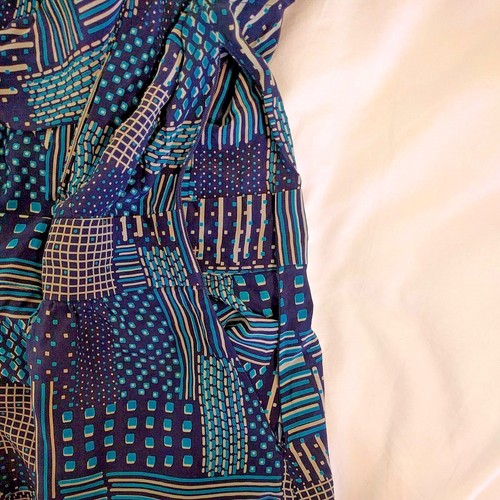 Odille Silk Top, Blue Geometric Pattern, Size 4 - Picture 8 of 9
