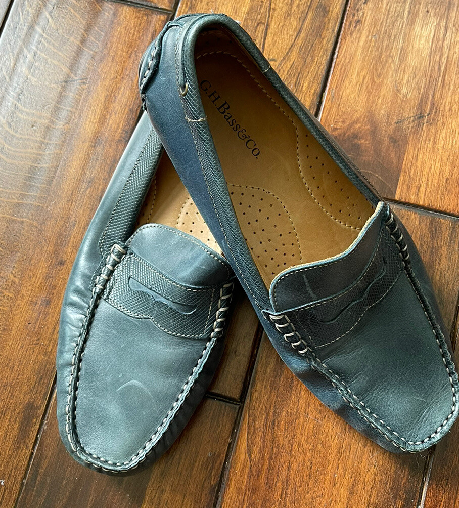 G.H. Bass & Co Navy Blue Suede Penny Loafers Driving Moccasins Size 9 BLO4132E G.H. Bass & Co. | Shoes | Gh Bass Blair Blue Suede Driving  main image 2
