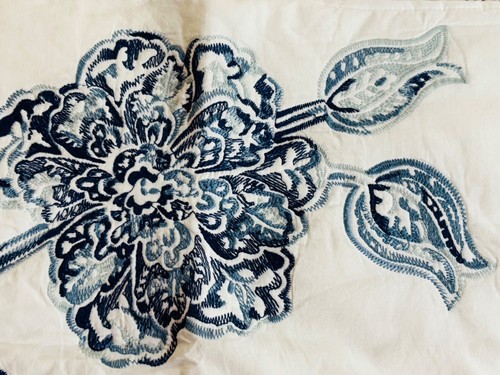 Croscill 3 Pillow Shams Embroidered Floral Leaves Blue White 36x20 King Size - 第 11/17 張圖片